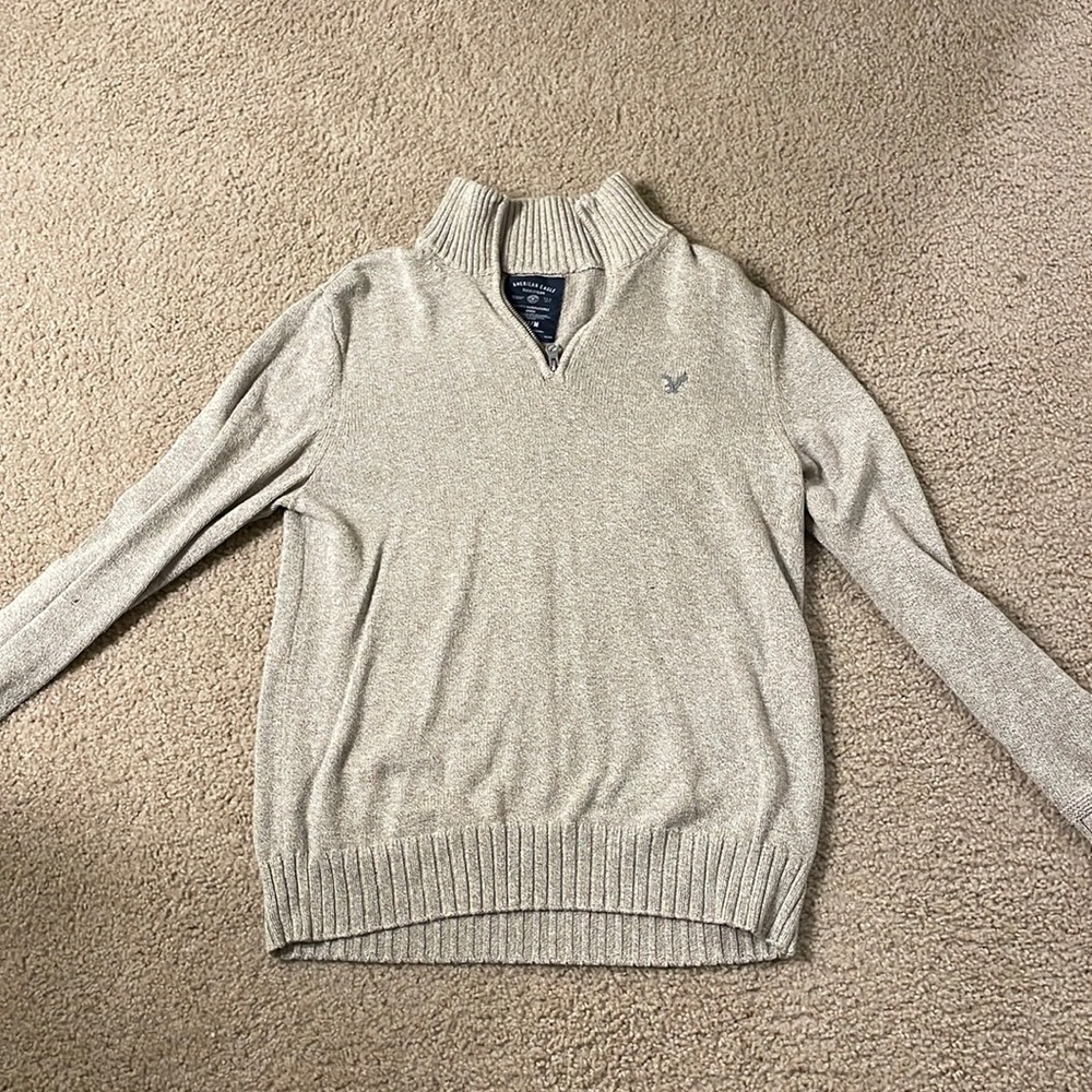 Medium Beige American Eagle Sweater